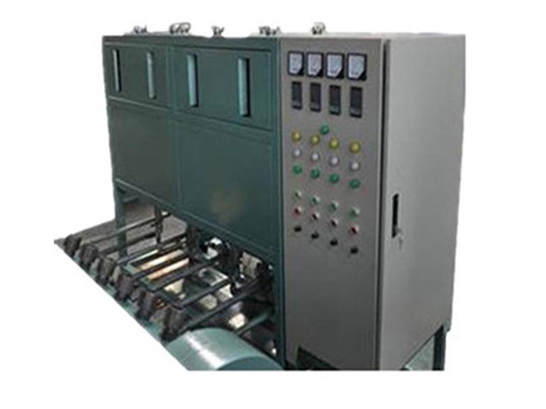 青岛科技大学橡胶工业用热油循环恒温控制系统