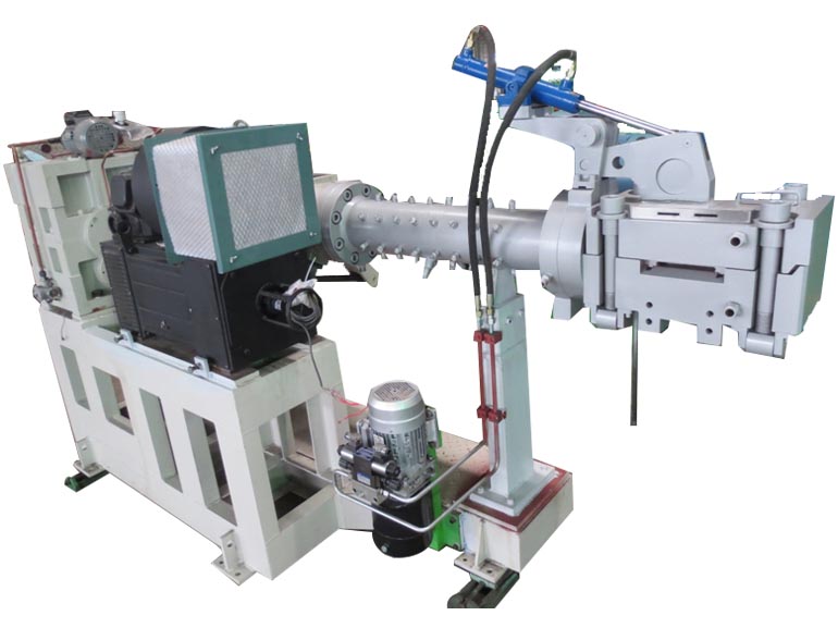 桂林合众国际橡塑机械0度带束层挤出生产线