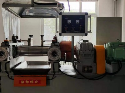 瑞兴实验型6寸开炼机X(S)K-320图1